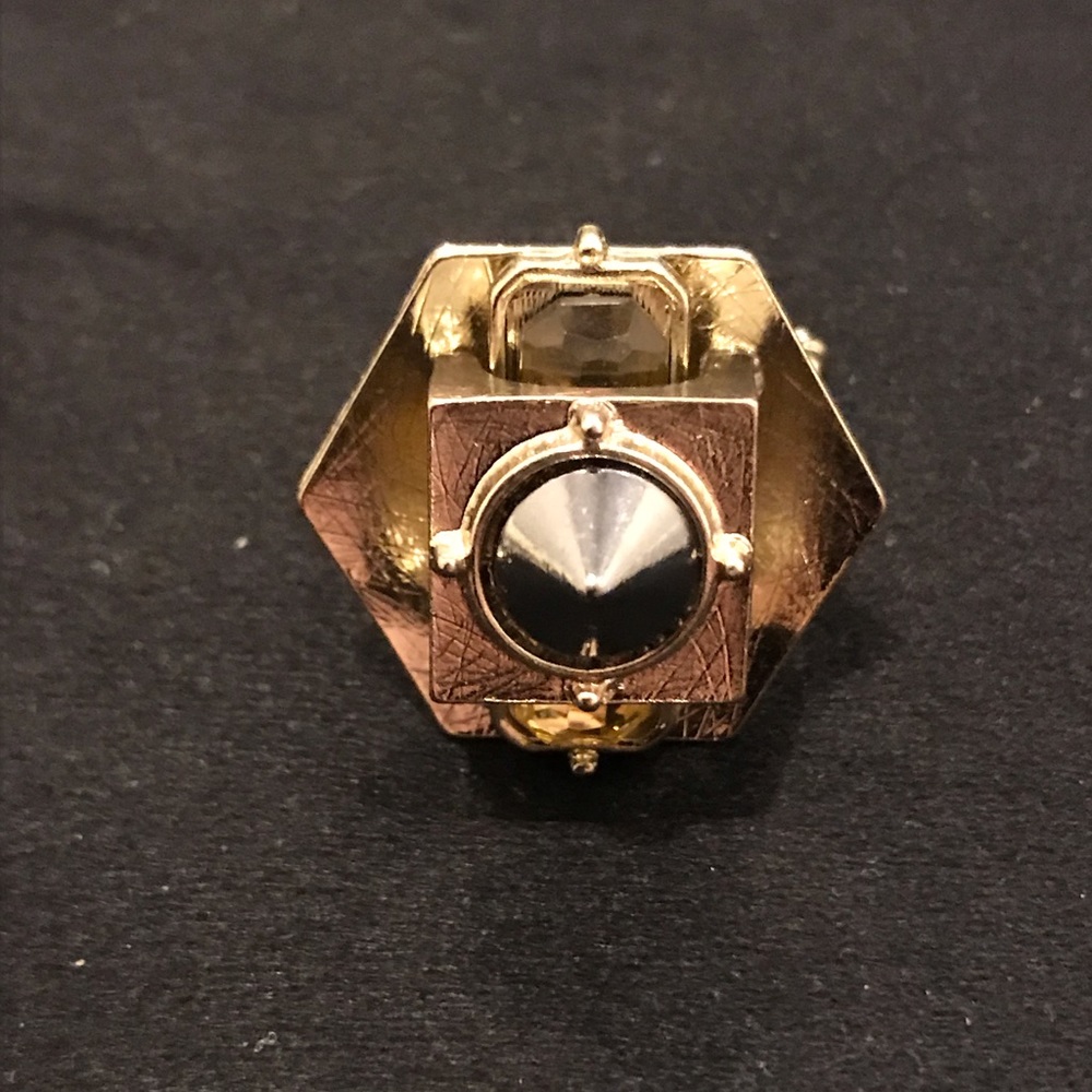 Pike ring